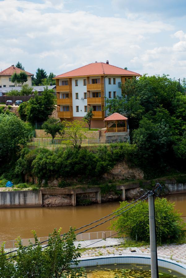 Leader Apartment Sarajevo Luaran gambar
